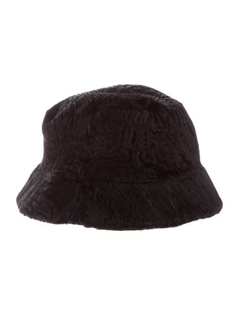 prada bucket hat furry